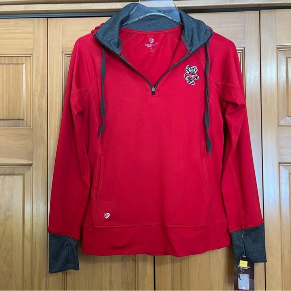 Colosseum Wisconsin Badgers Quarter Zip Hoodie Size Medium NWT - Picture 1 of 10